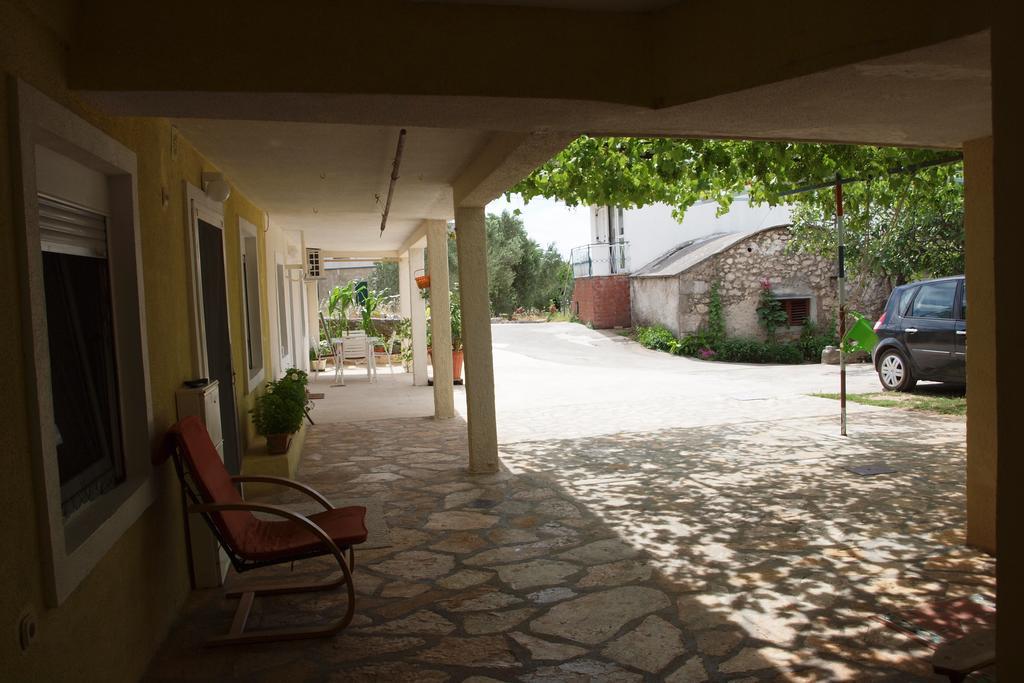 Apartments Viktorija Stari Grad Kültér fotó