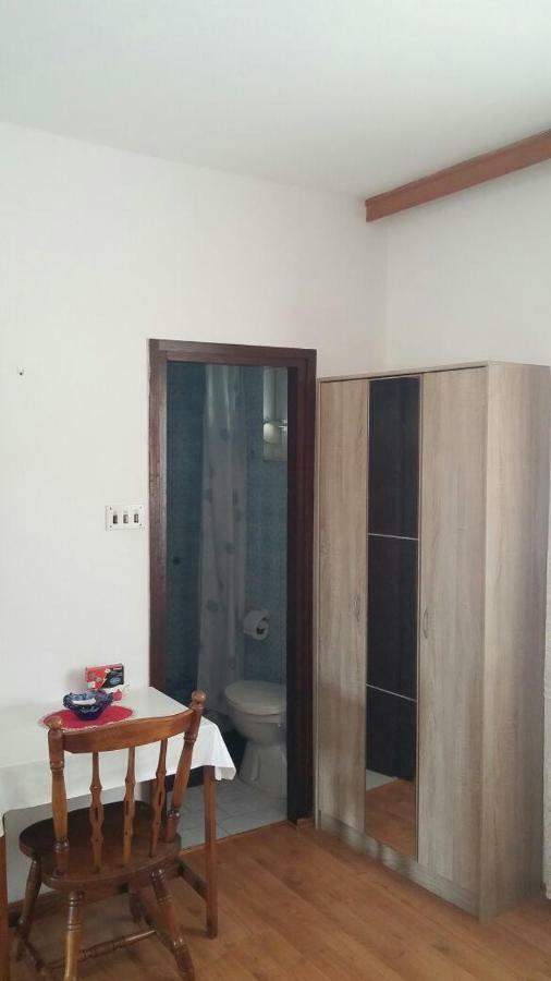 Apartments Viktorija Stari Grad Kültér fotó