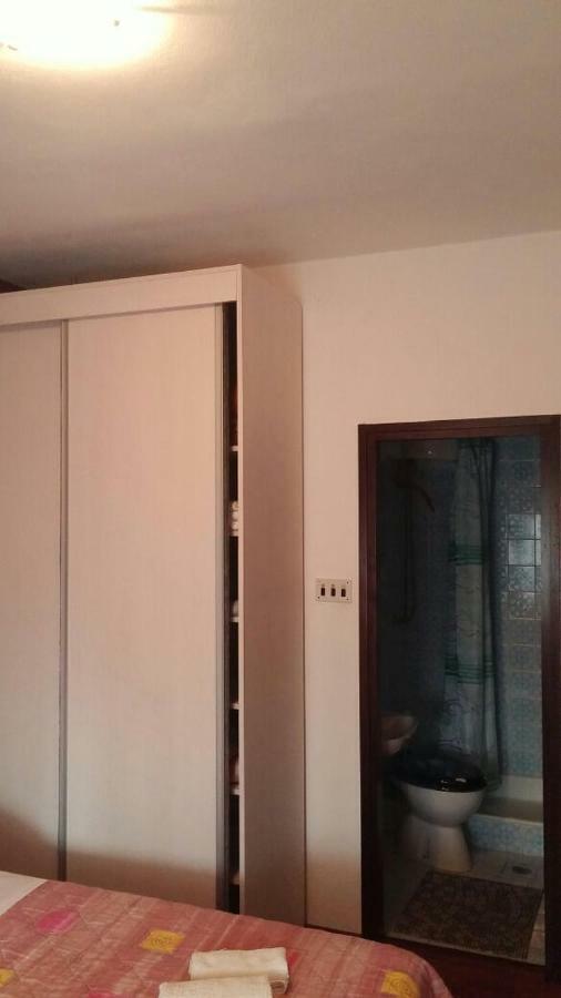 Apartments Viktorija Stari Grad Kültér fotó