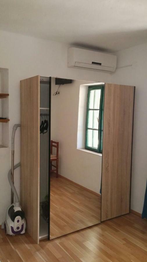 Apartments Viktorija Stari Grad Kültér fotó